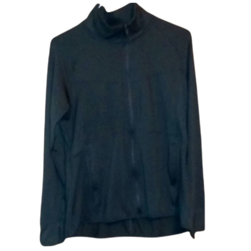 Champion Black Zip Up Jacket with a Turtle Neck 🖤